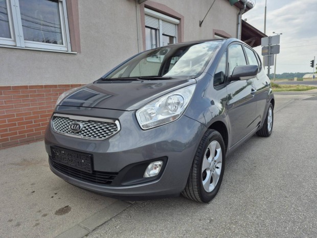 KIA Venga 1.6 EX Sérmentes/vez.szervkönyv/digit...