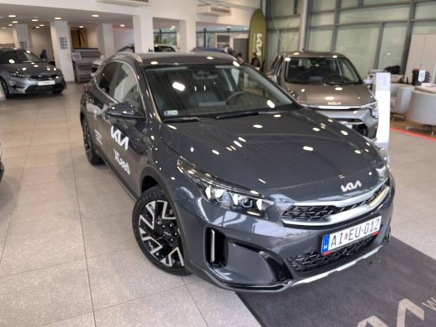 KIA Xceed 1.5 T-GDI X-Platinum KIA Wallis Dem...