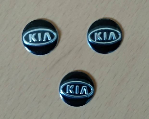 KIA indtkulcs (aut kulcs) emblma, log, jel 14 v. 18 mm-es
