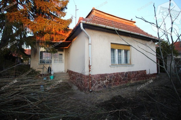 KISK�R�S�N H�ROM SZOB�S CSAL�DI H�Z ELAD�!