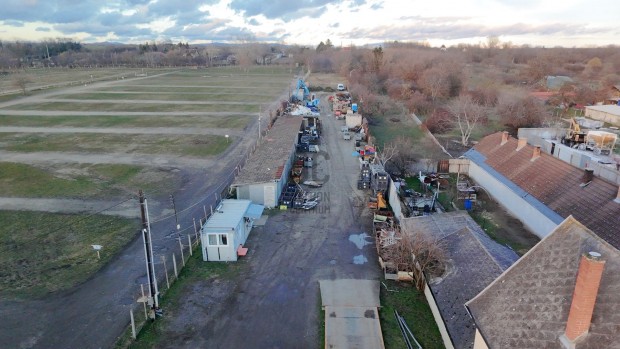 KIV�TELES BEFEKTET�SI LEHET�S�G - BUDAPESTT�L 30 PERCRE