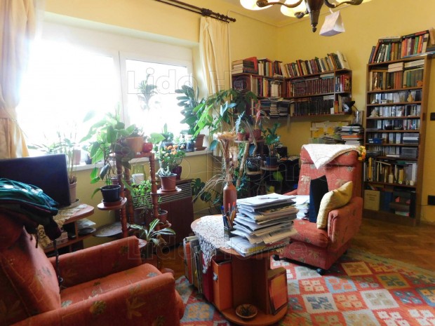 KIV�TELES LEHET�S�G P�cs kedvelt Kertv�ros�ban  K�tgener�ci�s otthon