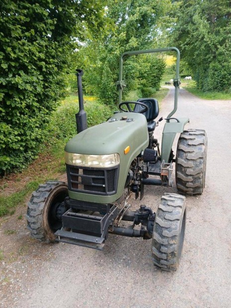 KM365T kis traktor 