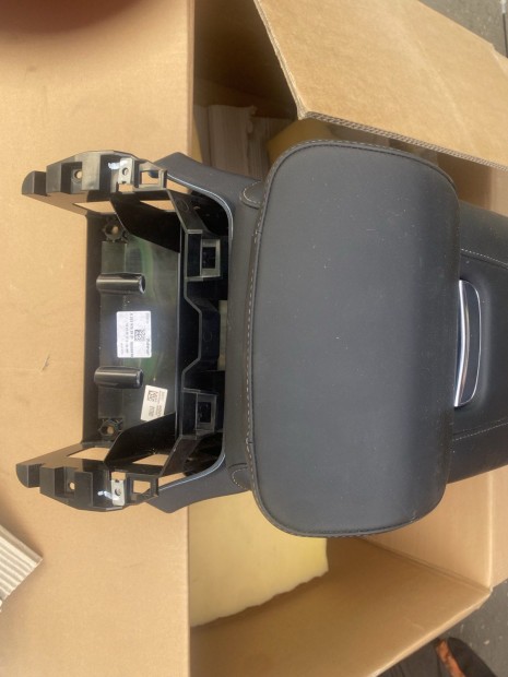 K�Z�PS� KONZOL, K�NY�KL� elad�