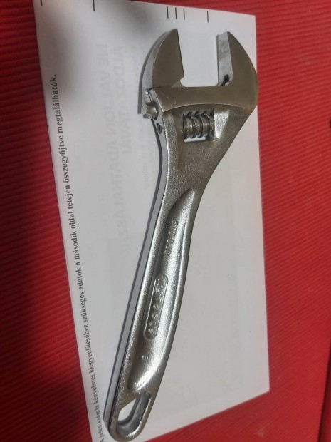 KS Tools Allitható Kulcs 200MM