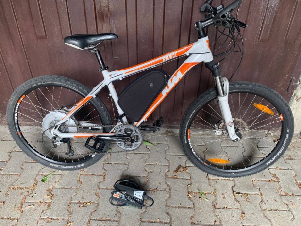 KTM 26" Tárcsafékes , elektromos MTB kerékpár eladó !