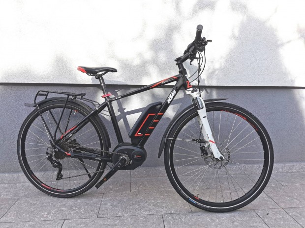 KTM 28" frfi trekking ebike elektromos kerkpr e-bike Bosch pedelec 