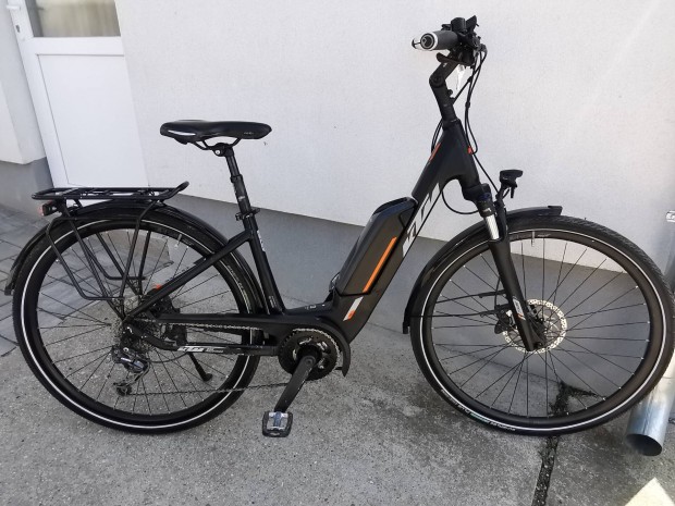 KTM 28" női trekking ebike kerékpár Bosch e-bike elektromos pedelec