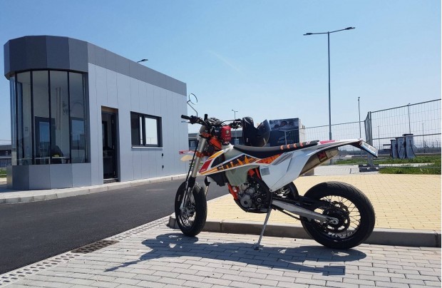 KTM 350 EXC-F Supermoto kerekekkel