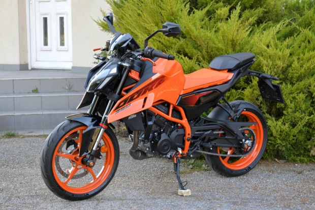 KTM 390 Duke ABS.TC.Tempomat.1-Tulaj.Karcmentes...