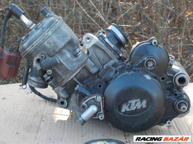 KTM 50130006200 azonosítóju ,hibás motorblokk Tapolcán