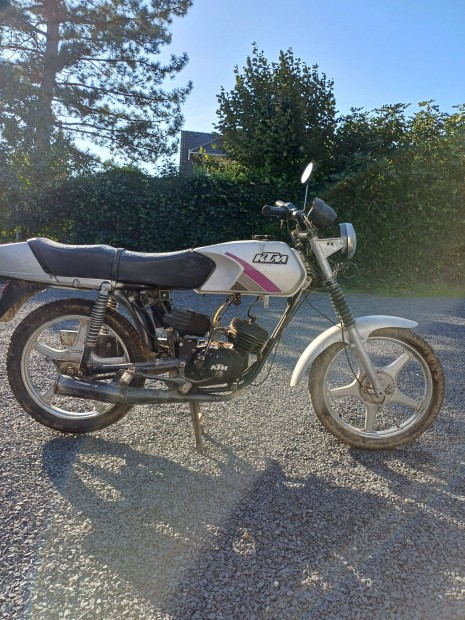 KTM 50 Kismotor Elad