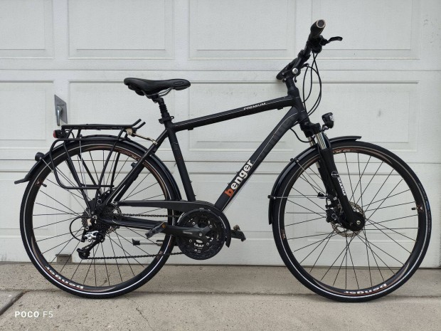 KTM,Benger Premium 28-as,tárcsafékes Shimano Deore-XT-s, L-es Trekking