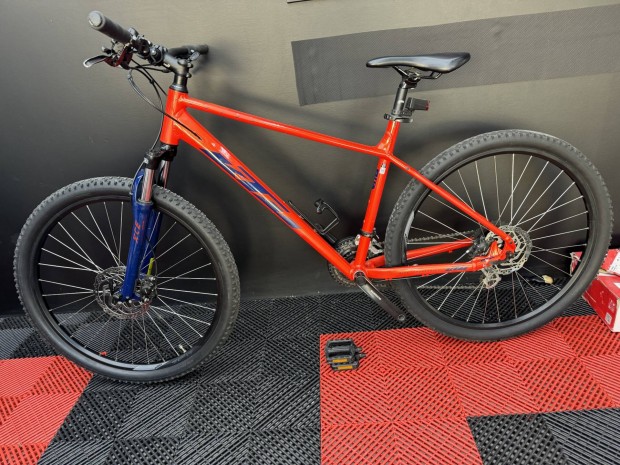 KTM Boston Disc mtb kerkpr