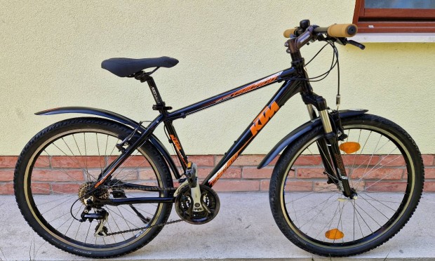 KTM Chicago 26-os alu.mtb. Shimano Acera 24s. kis vázméret