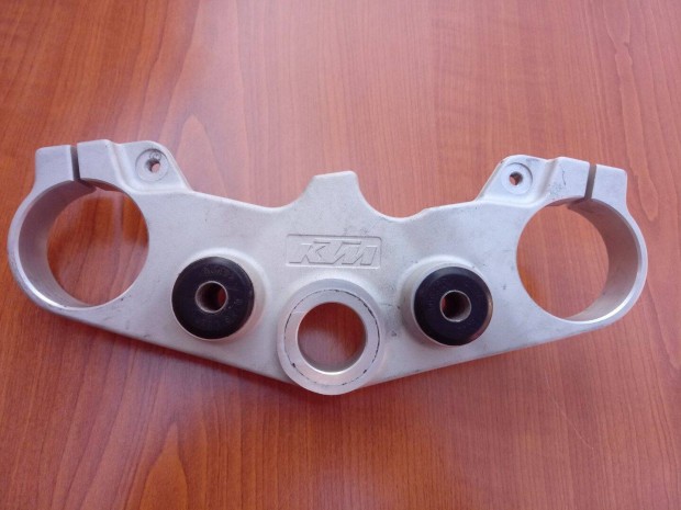 KTM Duke 125 Felső villakifli 08126
