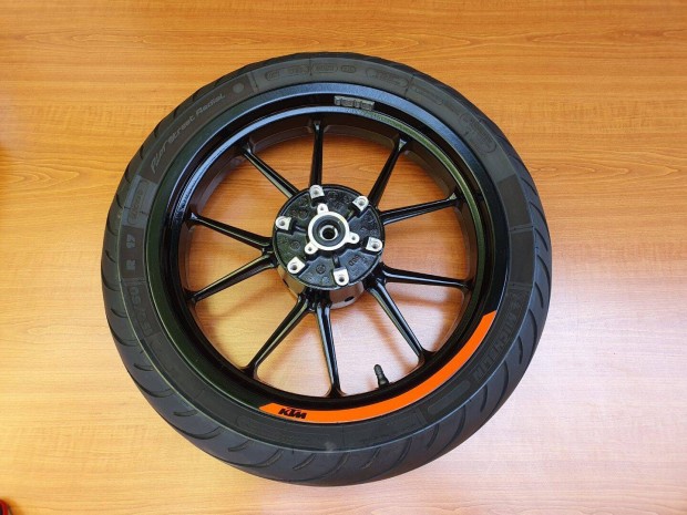 KTM Duke 125 Hts kerk 15827