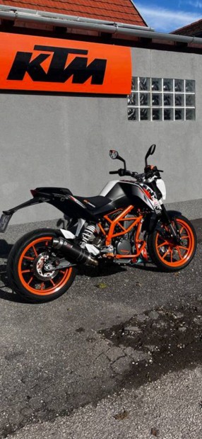 KTM Duke 390 sportkipufog