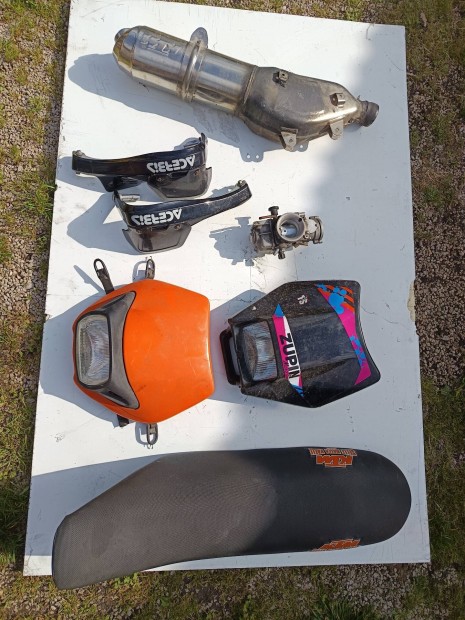 KTM LC4 maradék alkatrész egyben eladó