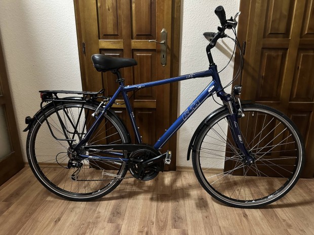 KTM Life Time 28" agydinamós trekking (56)