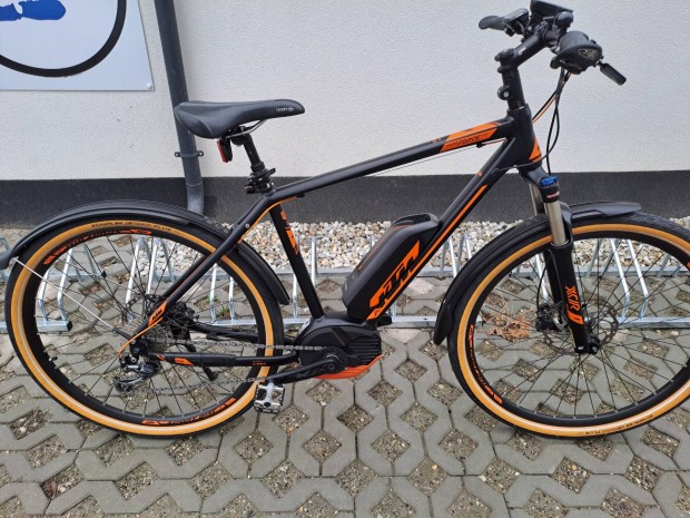 KTM Macina Bosch Performance line cx 