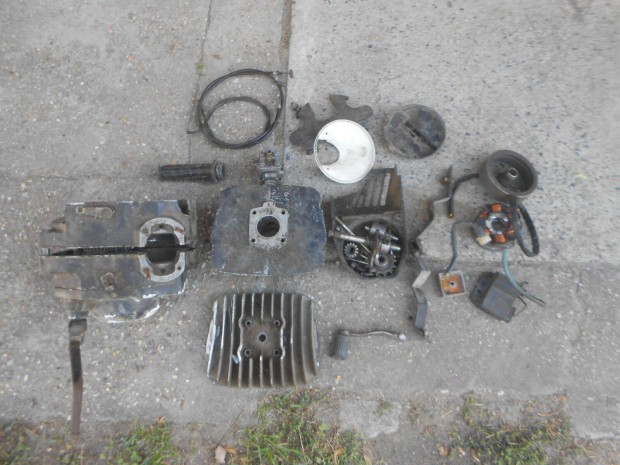 KTM PL40 alkatrészek,csak egyben,Tapolcán eladók
