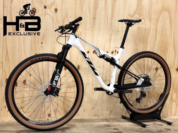 KTM Scarp Elite 29 hvelykes hegyi kerkpr Shimano XT 2023