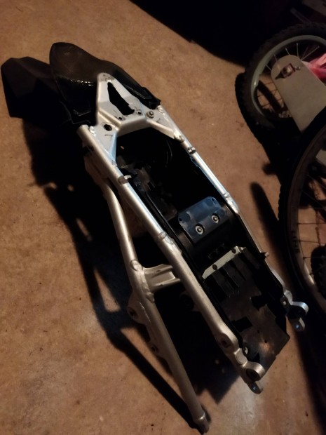 KTM Superduke 990 segédváz