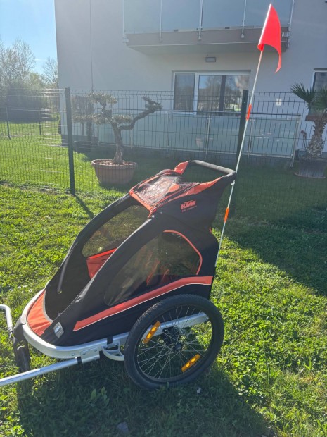 KTM bicikli ut�nfut� 2 szem�lyes limit�lt sz�ria