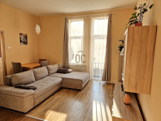 K�L�NLEGES LEHET�S�G A VII. KER�LET EGYIK LEGZ�LDEBB MELL�KUTC�J�BAN 