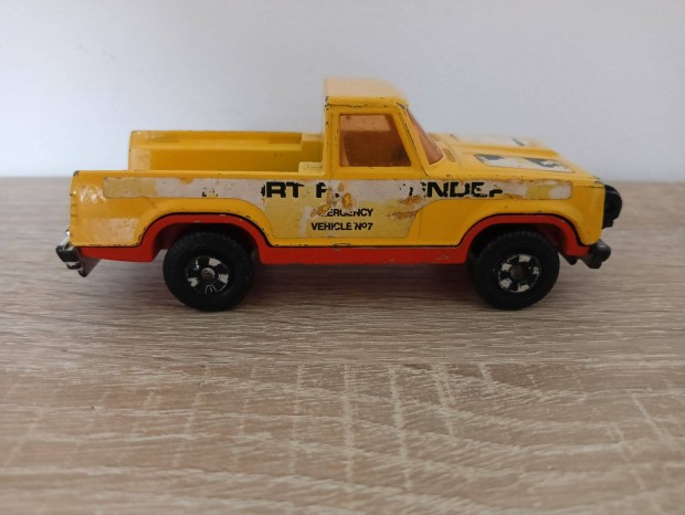 K-61 Matchbox Superkings Plymouth Trail Duster