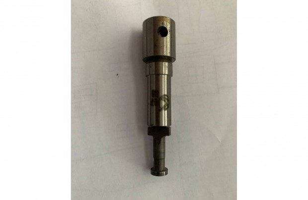 K-700-as adagolelem elad