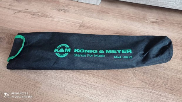 K&M kottatart tokkal - Knig and Meyer