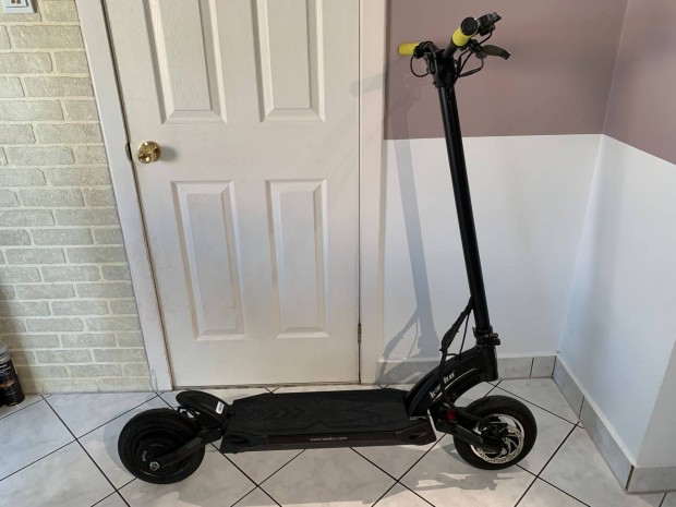 Kaabo Mantis 10 elektromos roller