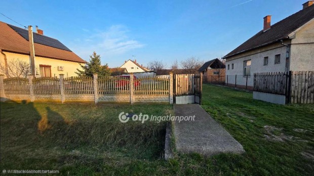 Kabai elad� 35 nm-es telek