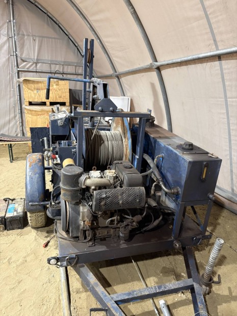 K�belh�z� g�p, dobsz�ll�t�.