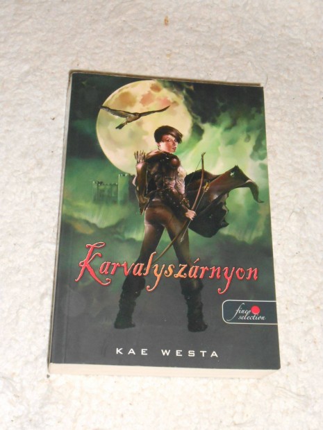 Kae Westa: Karvalyszrnyon