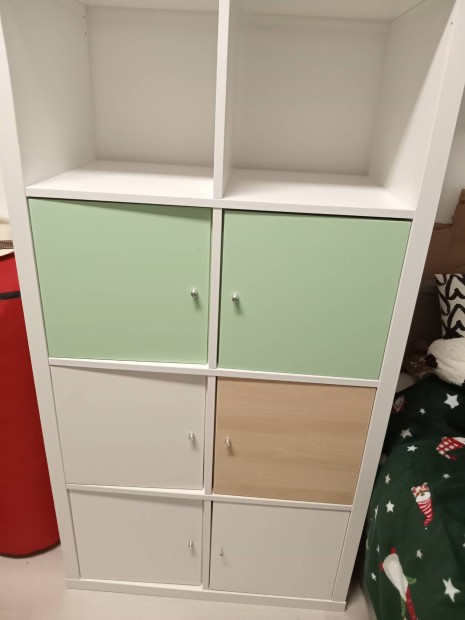 Kallax 8 rekeszes IKEA-s fehr szekrny ajtkkal!9