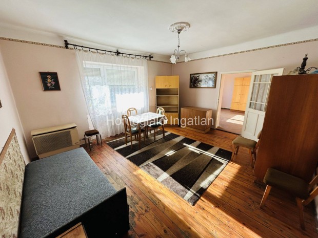 K�ll�semj�nban 2 szob�s, azonnal k�lt�zhet� csal�di h�z elad�