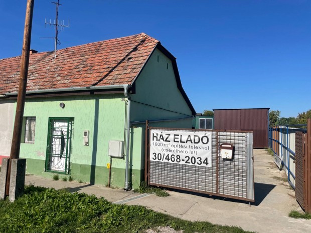 Kalocsa ingatlan elad�, Szent Imre utca