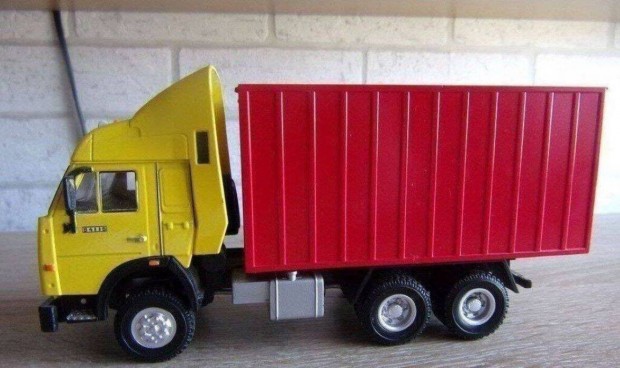 Kamaz 54115 Bauer kisauto modell 1/43 Elad