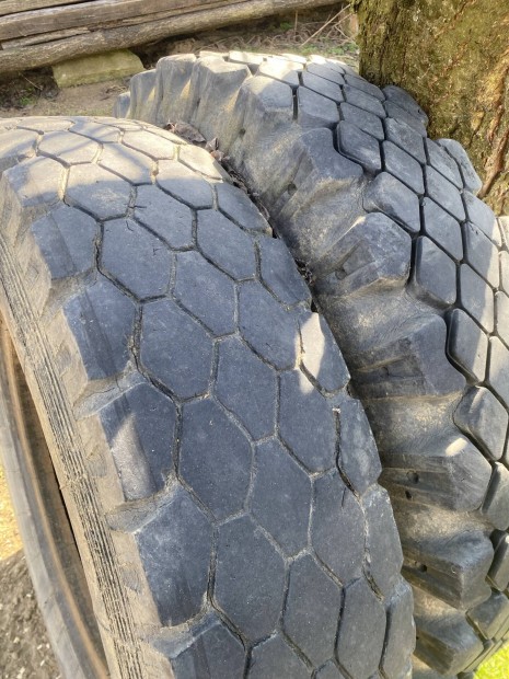 Kamaz gumi , p�tkocsi gumi 