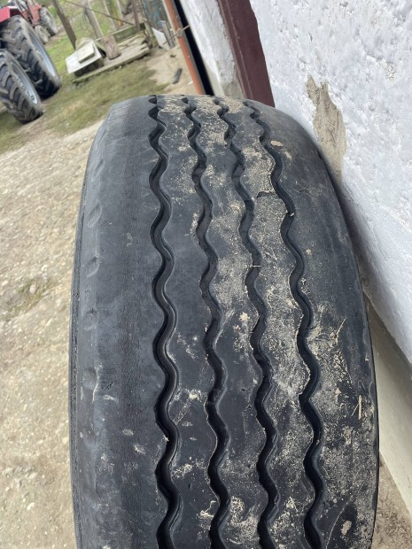 Kamion gumi 385/65R22.5