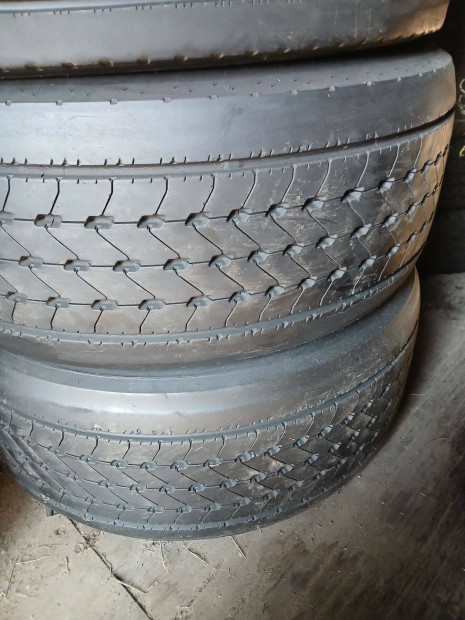 Kamion gumik 355 50 22.5 Goodyear