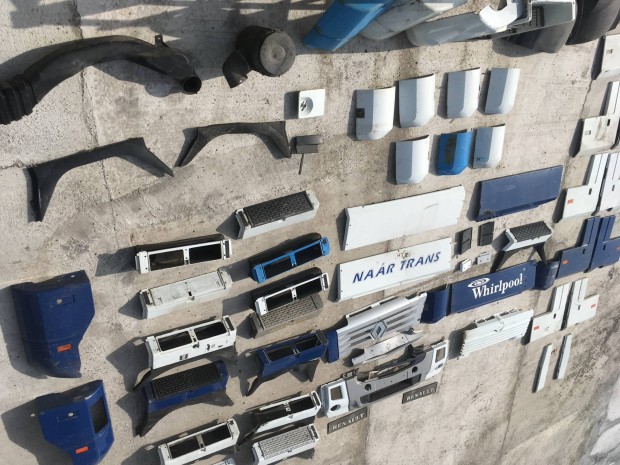 Kamion nyergesvontatott tank zemanyag tartly Renault magnum Man Tga 