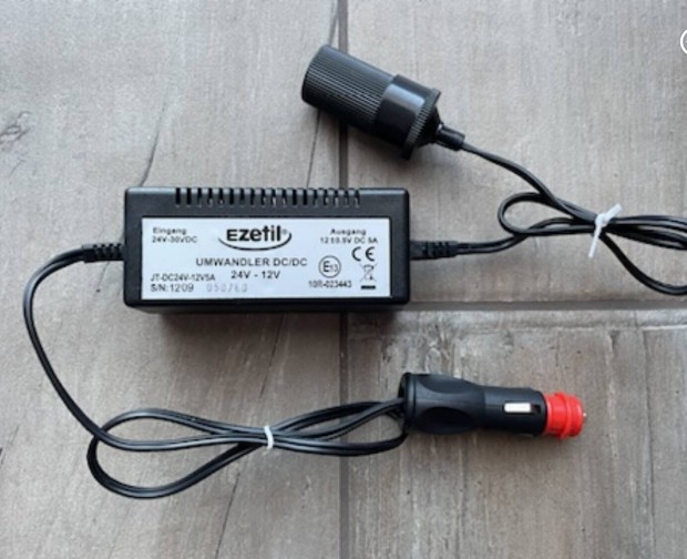 Kamionos ramtalakt adapter 24V - 12V