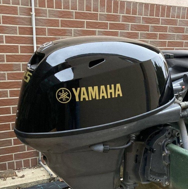 Kamp csnak Yamaha F25 motorral