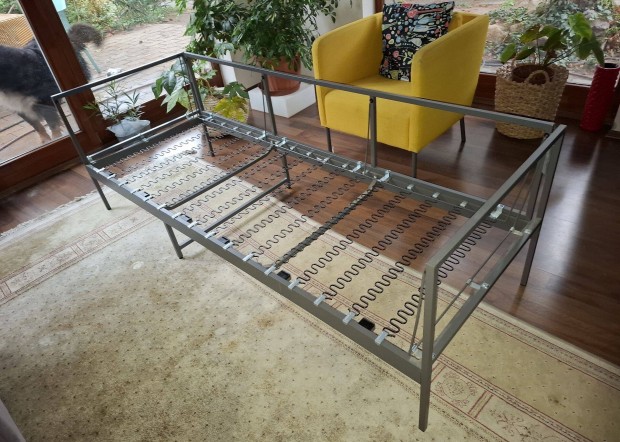Kanapé acél keret eladó (IKEA)