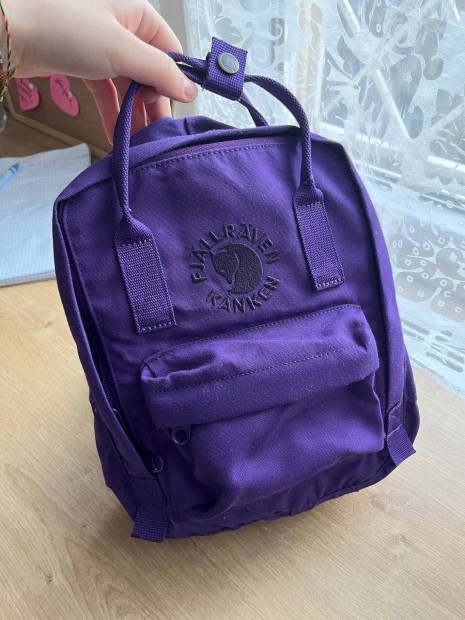 Kanken Mini purple bag