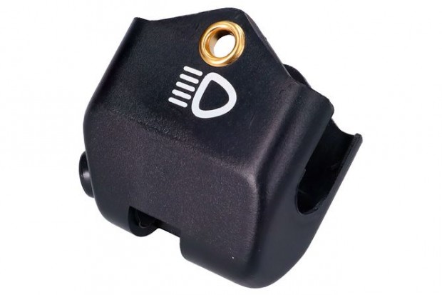 Kapcsol� alacsony f�nysz�r�hoz Simson